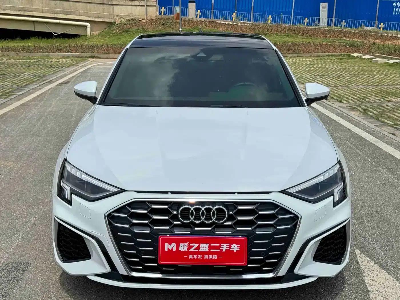 Audi A3 2023 Sportback 35 TFSI Fashion Sport — миниатюра 2
