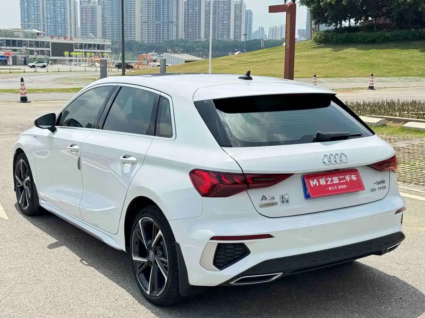 Audi A3 2023 Sportback 35 TFSI Fashion Sport — миниатюра 4