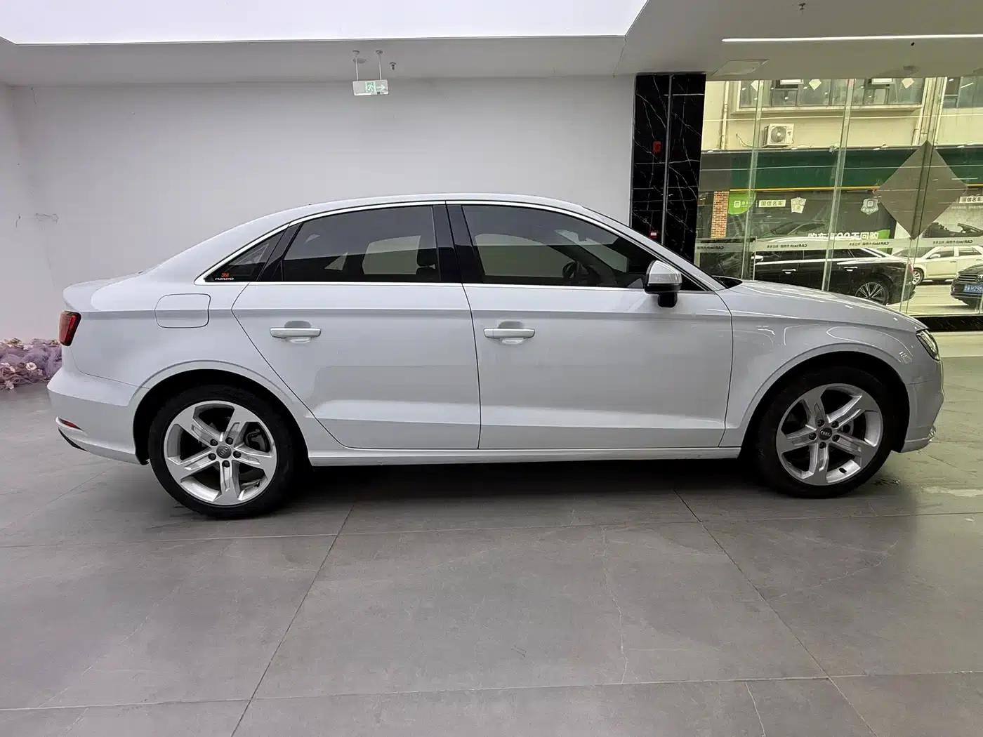 Audi A3 2020 Limousine 35 TFSI Progressive (China V Emission Standard) — миниатюра 6