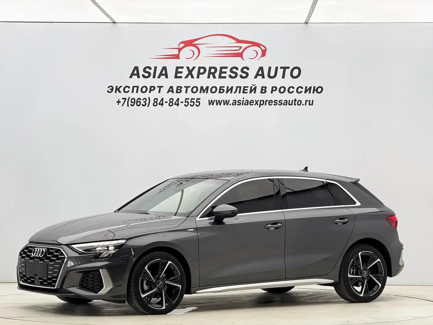 Audi A3 2023 Facelift Sportback 35 TFSI Fashion Sporty Model — миниатюра 1