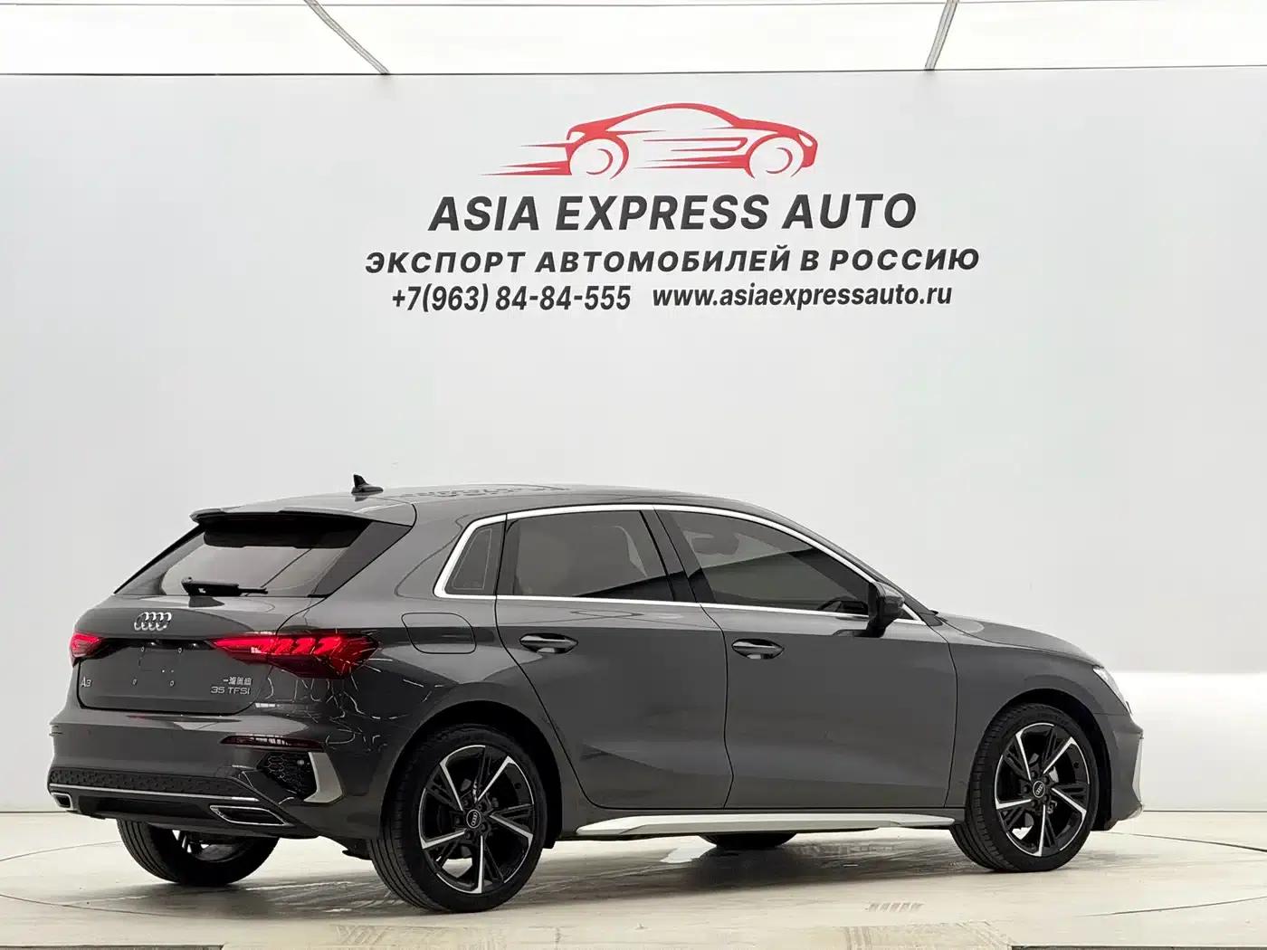 Audi A3 2023 Facelift Sportback 35 TFSI Fashion Sporty Model — миниатюра 4