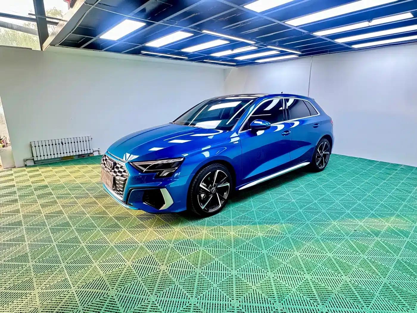 Audi A3 2022 Sportback 35 TFSI Fashion Sport — миниатюра 1