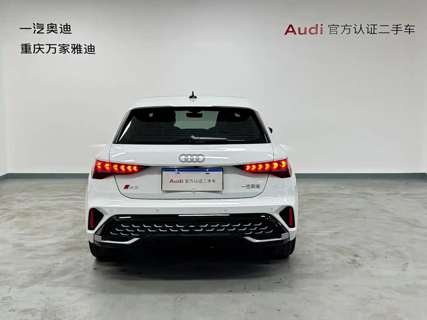 Audi A3 2025 Sportback 35TFSI Flying Spur Luxury Edition — миниатюра 4