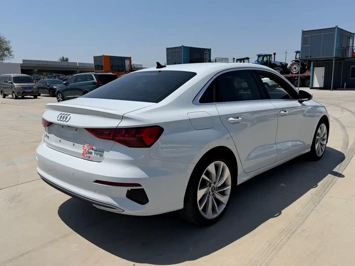 2023 Audi A3 A3L Limousine 35 TFSI Fashionable Elegant Model — миниатюра 4