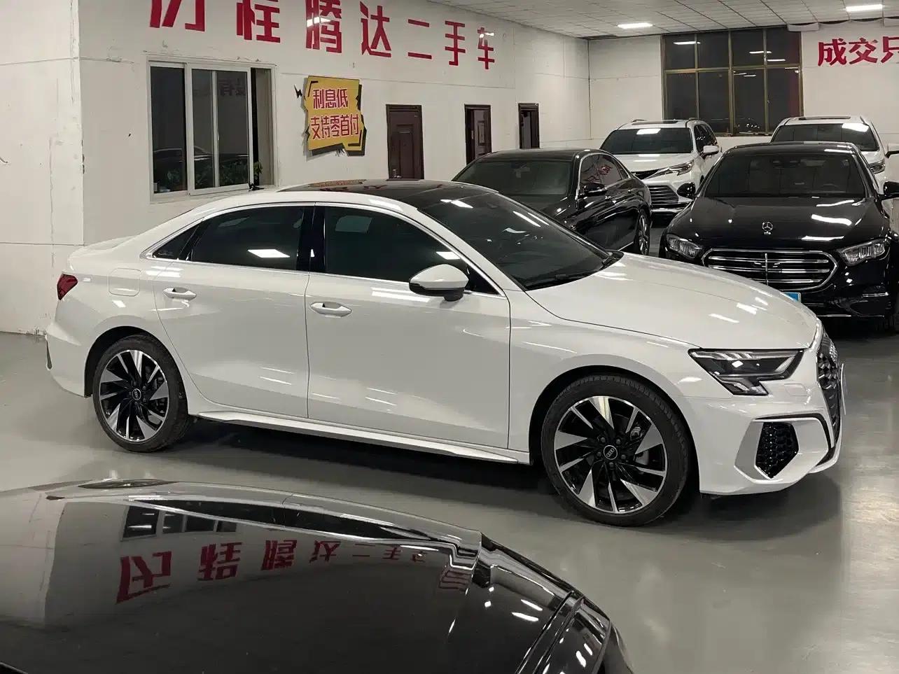 2024 Audi A3 A3L Limousine 35 TFSI Fashion Sport — миниатюра 3