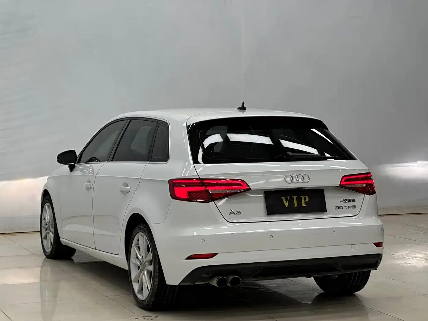 Audi A3 2018 30th Anniversary Edition Sportback 35 TFSI Progressive — миниатюра 7