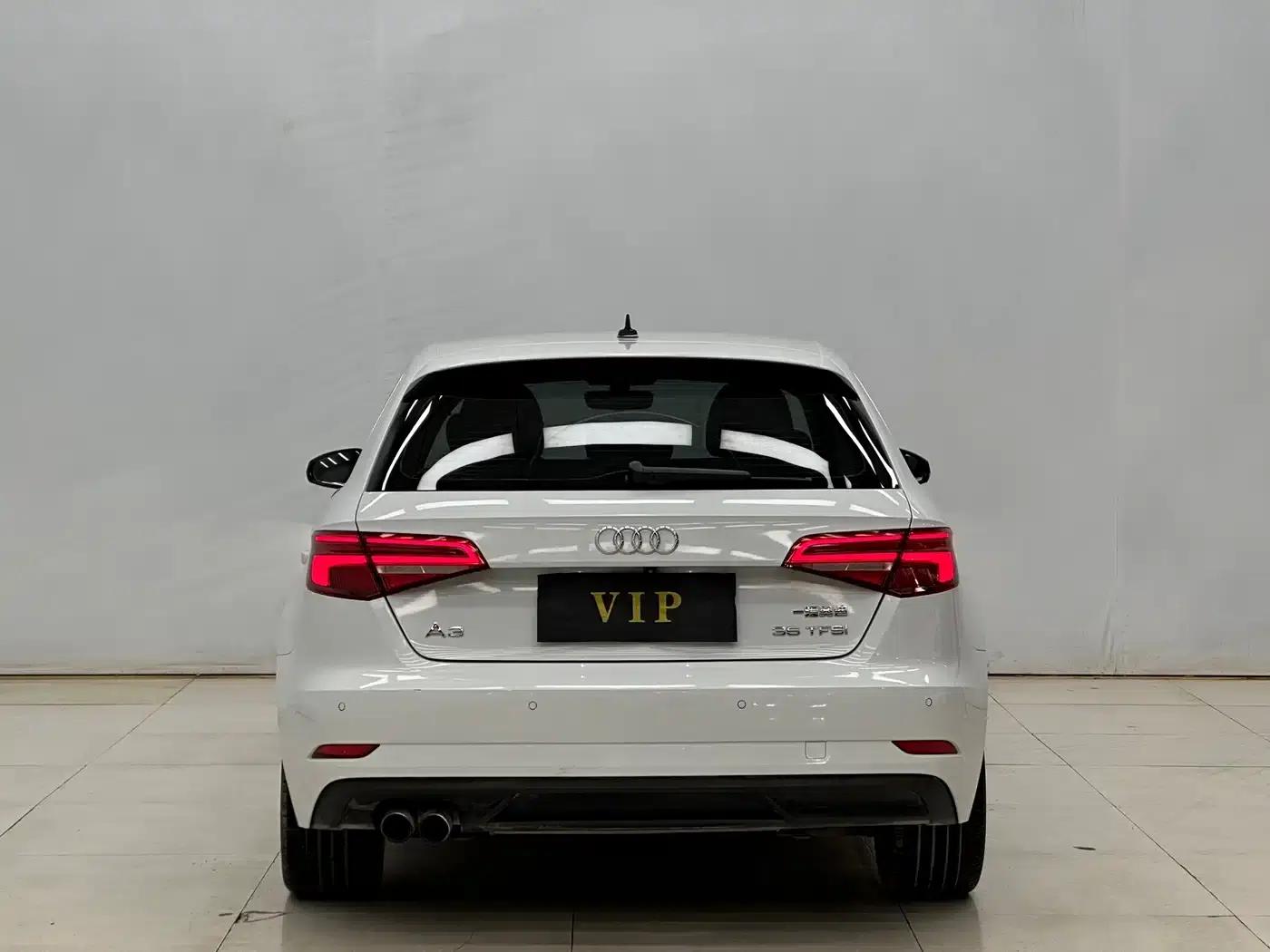 Audi A3 2018 30th Anniversary Edition Sportback 35 TFSI Progressive — миниатюра 8