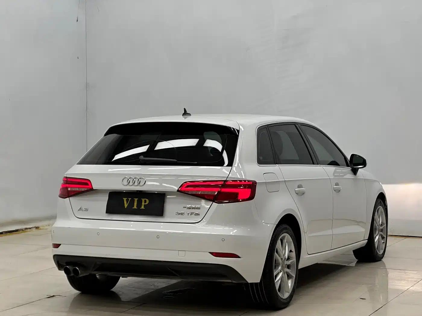 Audi A3 2018 30th Anniversary Edition Sportback 35 TFSI Progressive — миниатюра 9