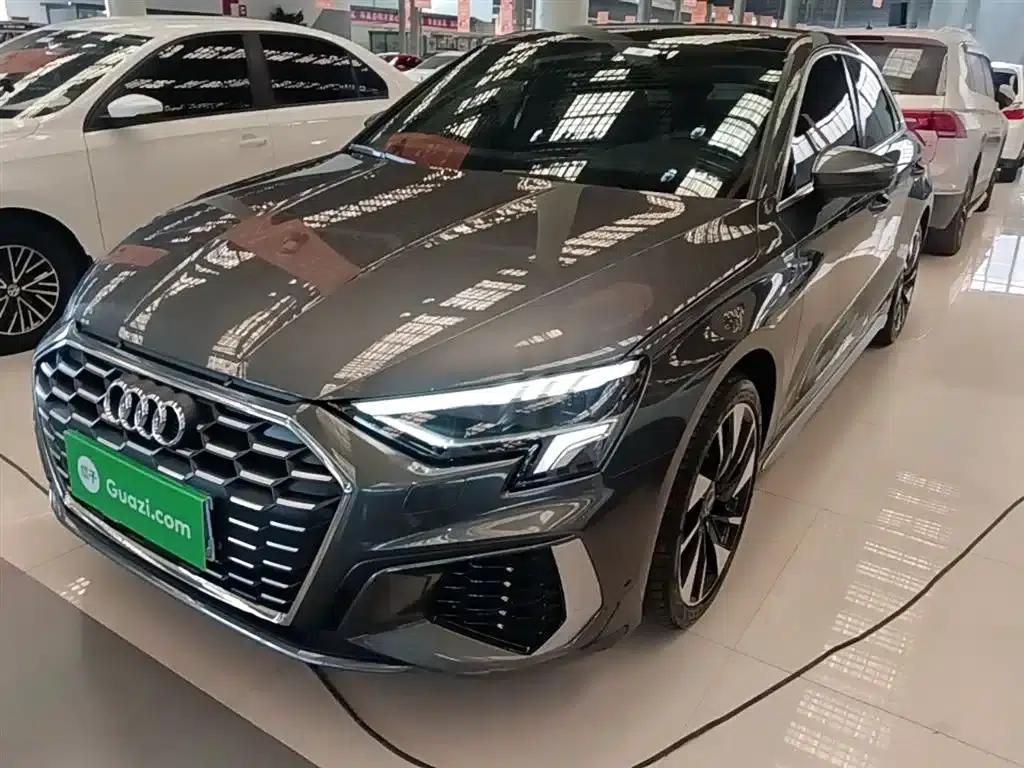 2024 Audi A3 A3L Limousine 35 TFSI Fashion Sport — миниатюра 1