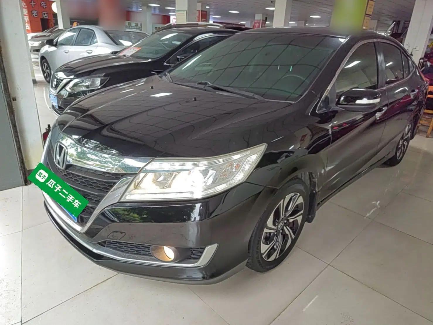 Honda Crider 2016 1.8L CVT Luxury Edition — миниатюра 1