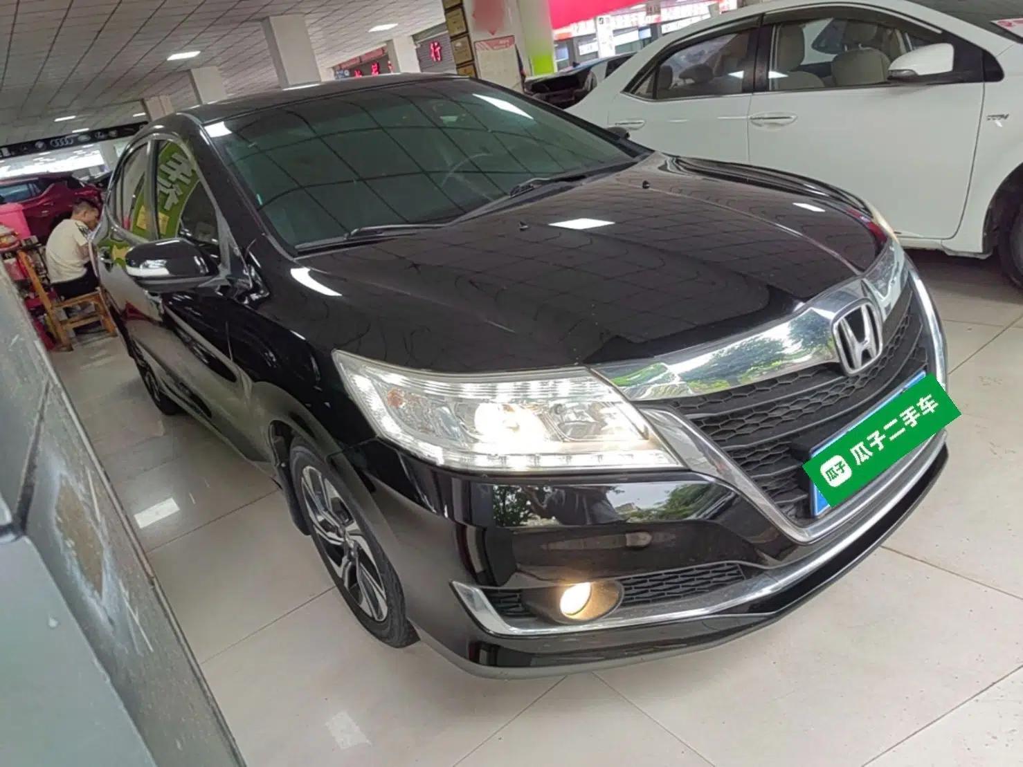 Honda Crider 2016 1.8L CVT Luxury Edition — миниатюра 3