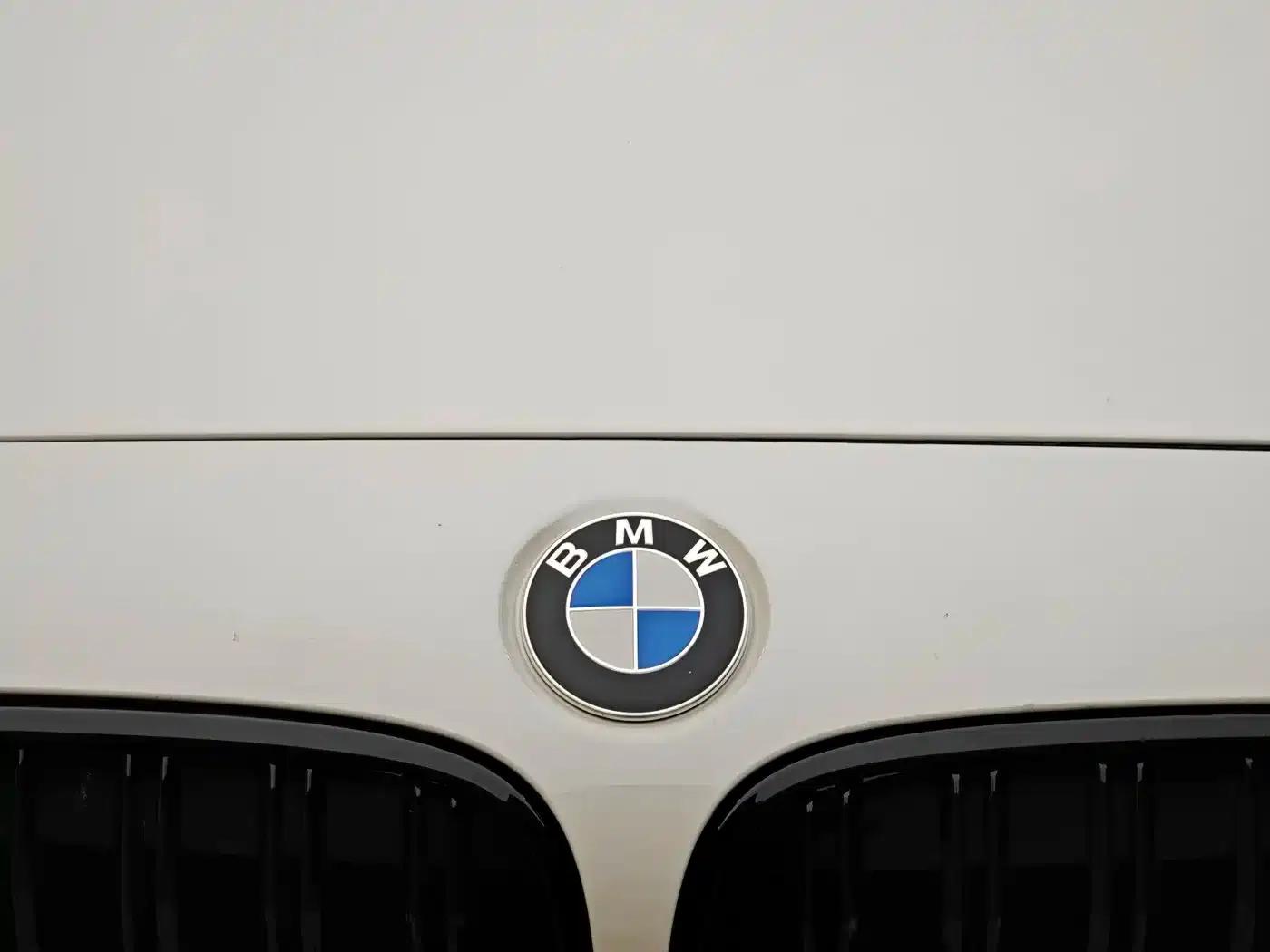 2023 BMW 1 Series 120i M Sport — миниатюра 3