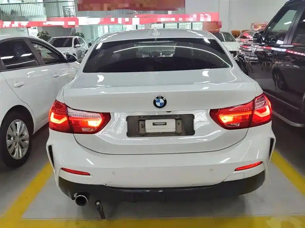 2019 BMW 1 Series 118i M Sport Package — миниатюра 6