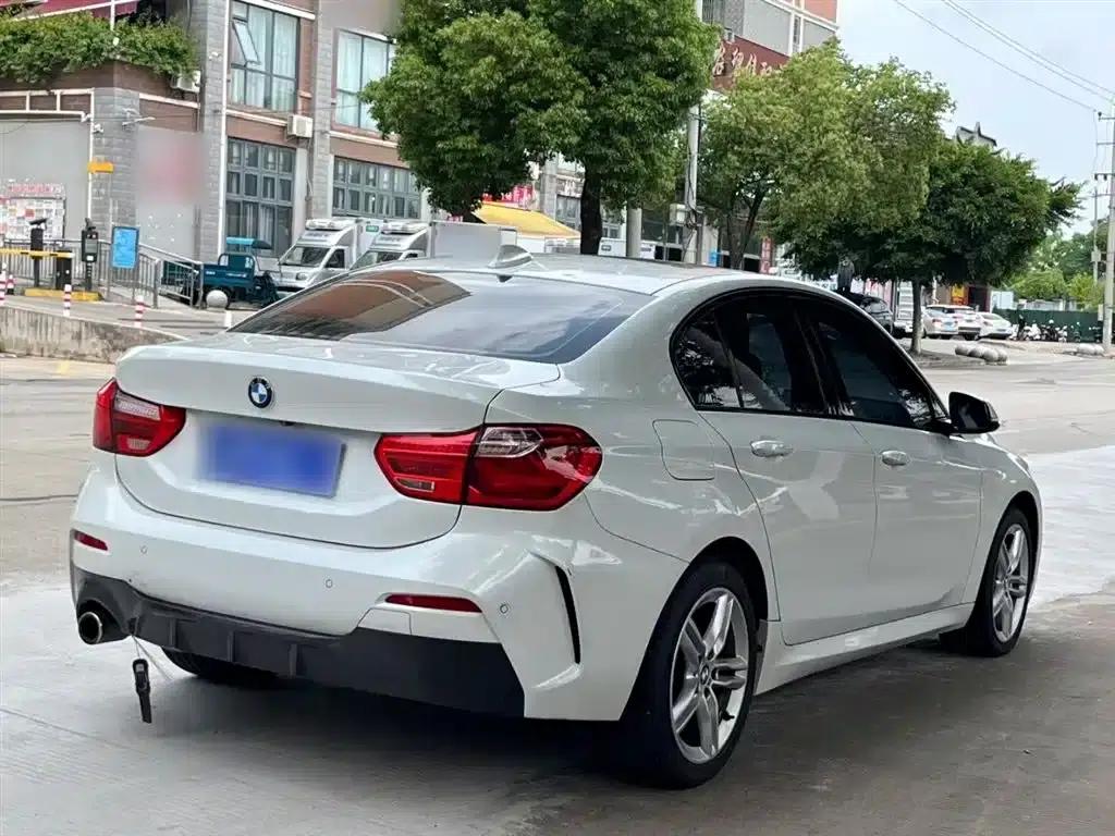 2019 BMW 1 Series 118i M Sport Package — миниатюра 7