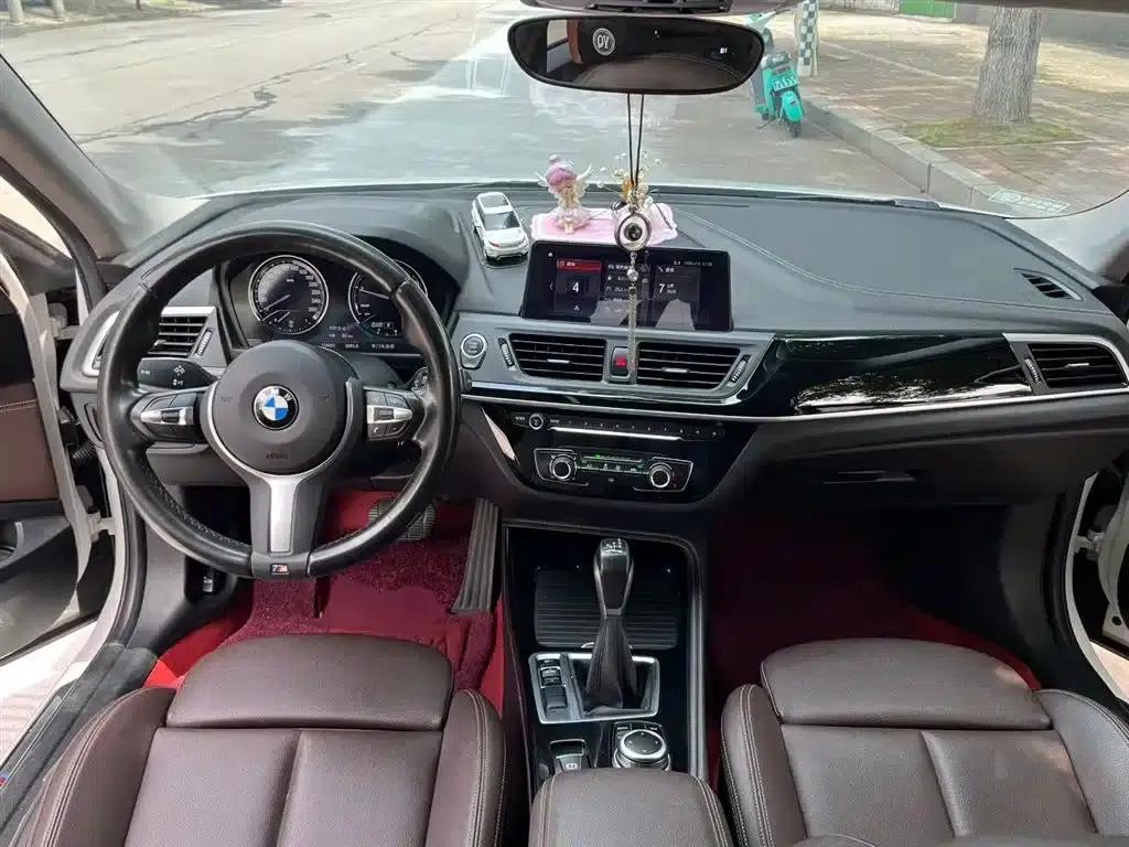 2019 BMW 1 Series 118i M Sport Package — миниатюра 10