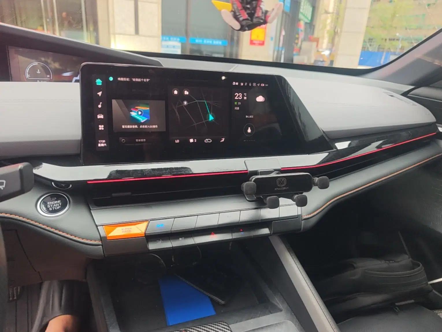 CHANGAN UNI-V 2022 1.5T Prestige Version — миниатюра 12