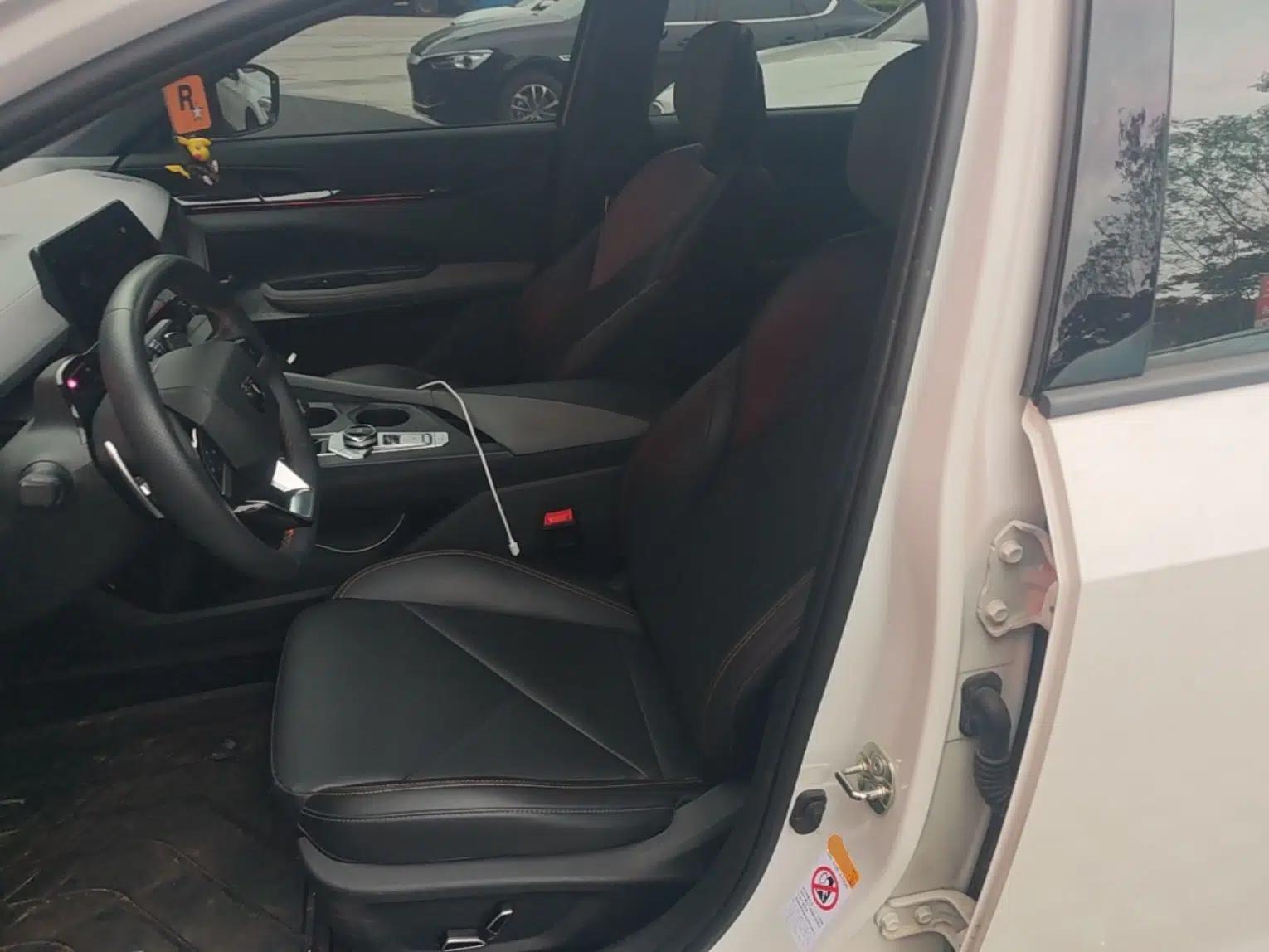 CHANGAN UNI-V 2022 1.5T Prestige Version — миниатюра 14