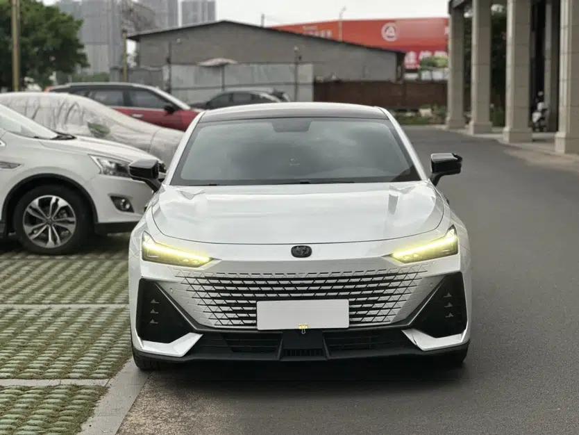 CHANGAN UNI-V 2022 1.5T Prestige Version — миниатюра 4