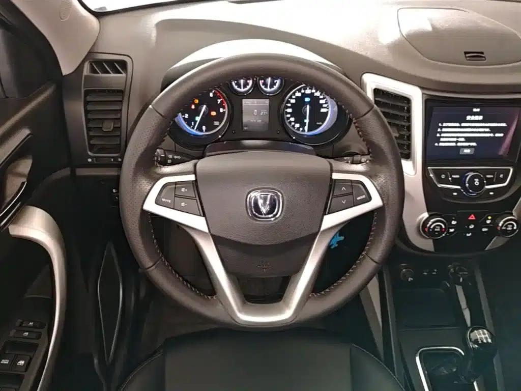 Changan CS35 2016 1.6L Manual Deluxe Edition (National V Emission Standard) — миниатюра 11
