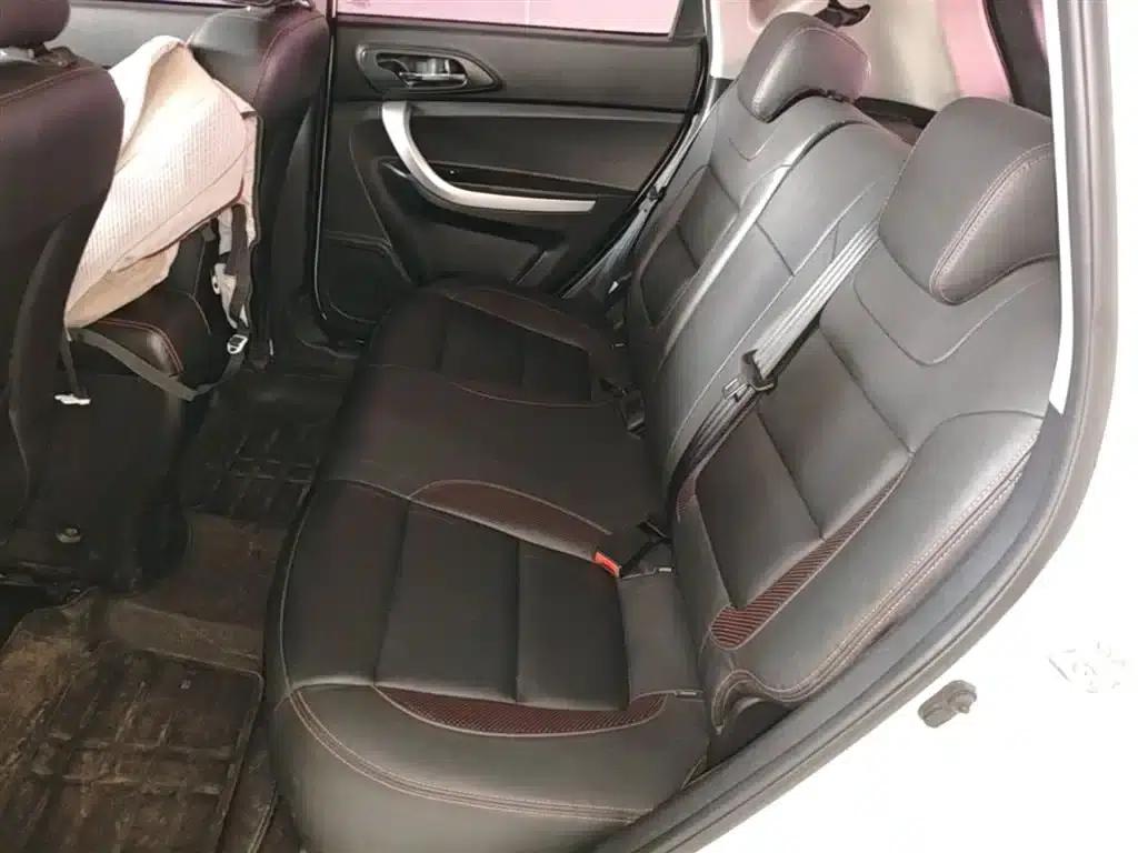 Changan CS35 2016 1.6L Manual Deluxe Edition (National V Emission Standard) — миниатюра 17