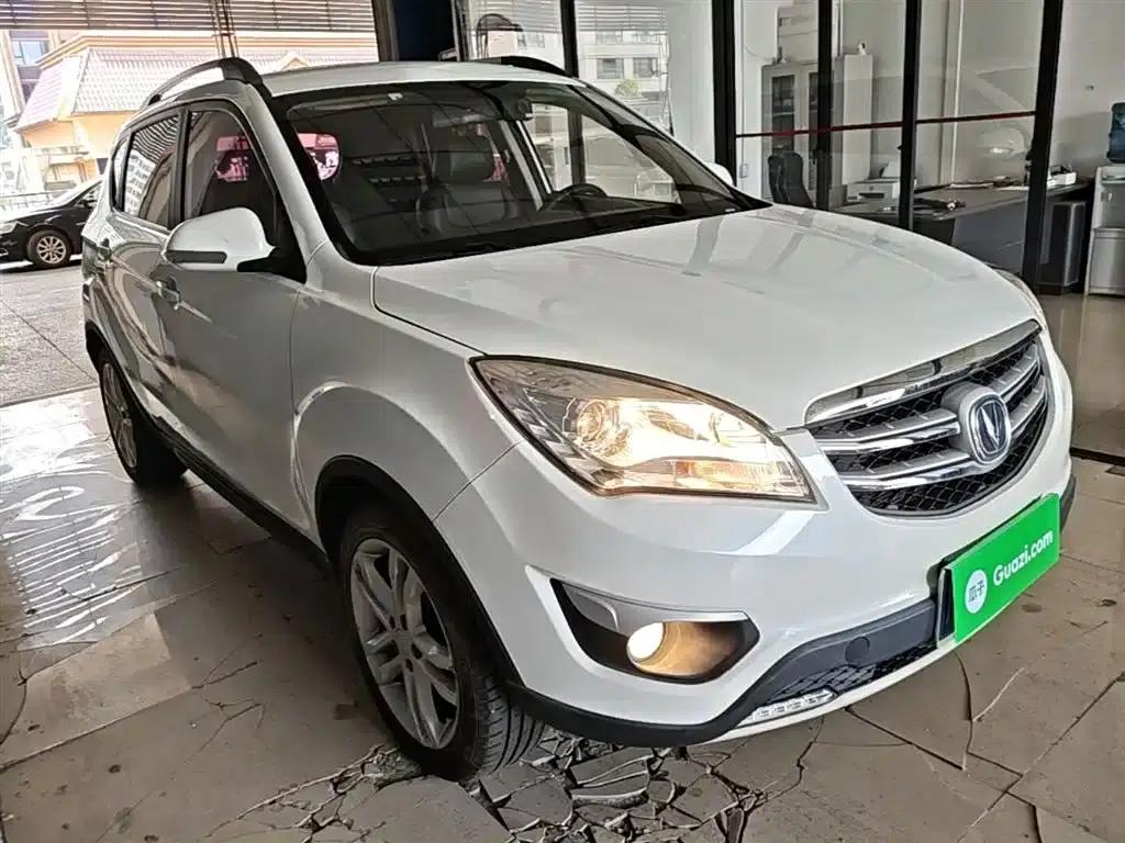 Changan CS35 2016 1.6L Manual Deluxe Edition (National V Emission Standard) — миниатюра 4