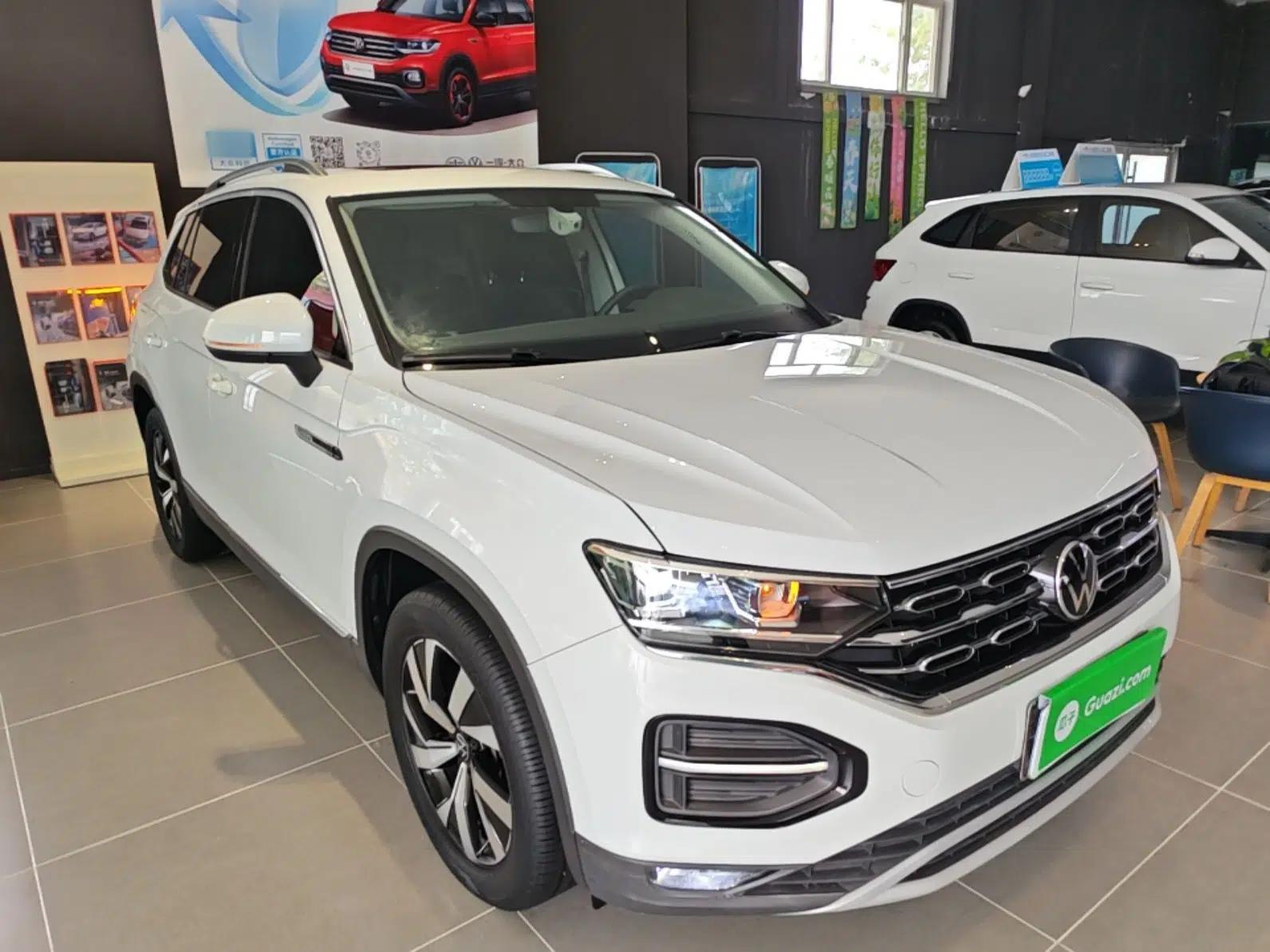 Volkswagen Tayron 2022 330TSI Two-Wheel Drive Luxury Smart Connectivity Version — миниатюра 3