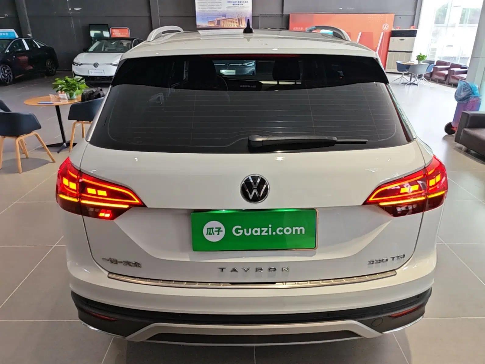 Volkswagen Tayron 2022 330TSI Two-Wheel Drive Luxury Smart Connectivity Version — миниатюра 5