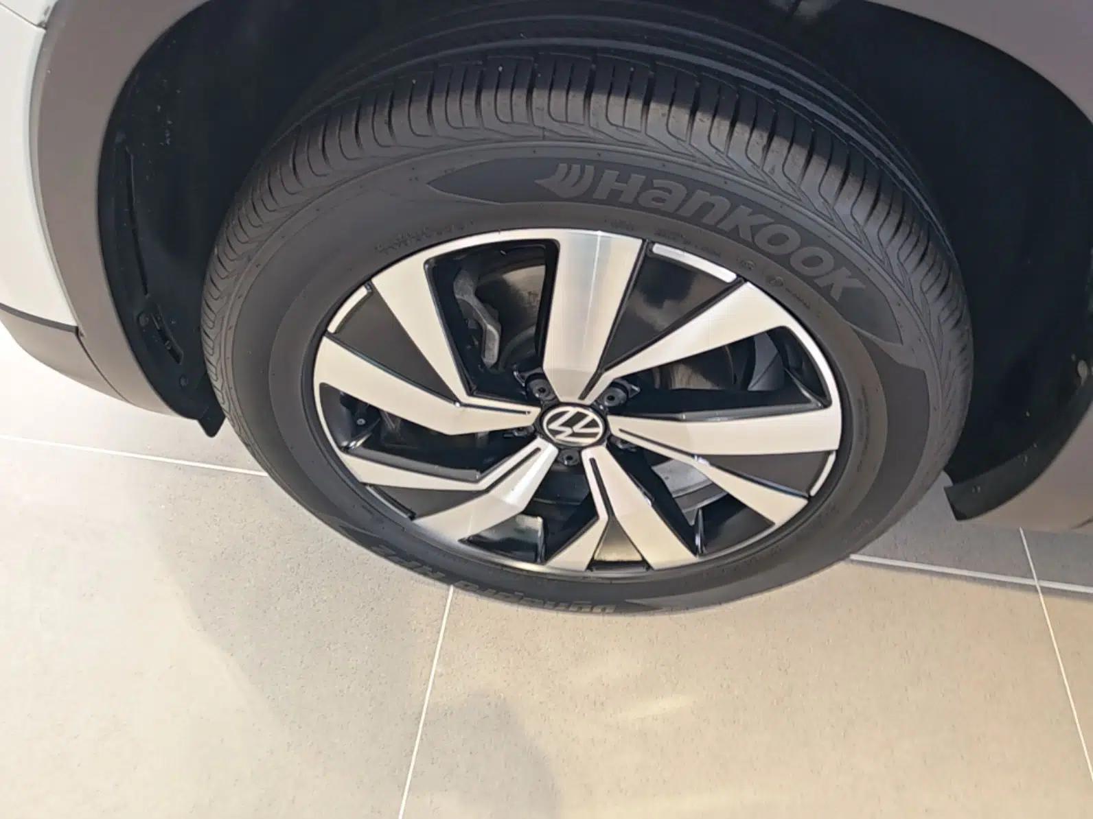 Volkswagen Tayron 2022 330TSI Two-Wheel Drive Luxury Smart Connectivity Version — миниатюра 8