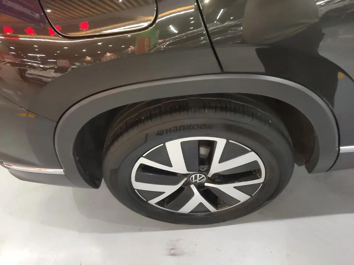 Volkswagen Tayron 2023 330TSI Two-Wheel-Drive Luxury Plus Advanced Version — миниатюра 10
