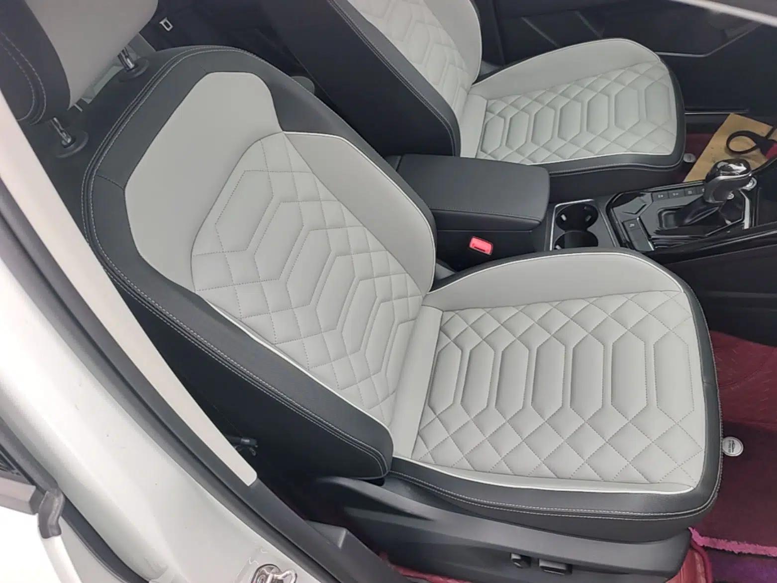 Volkswagen Tayron 2023 330TSI Two-Wheel-Drive R-Line High-Energy Version — миниатюра 23