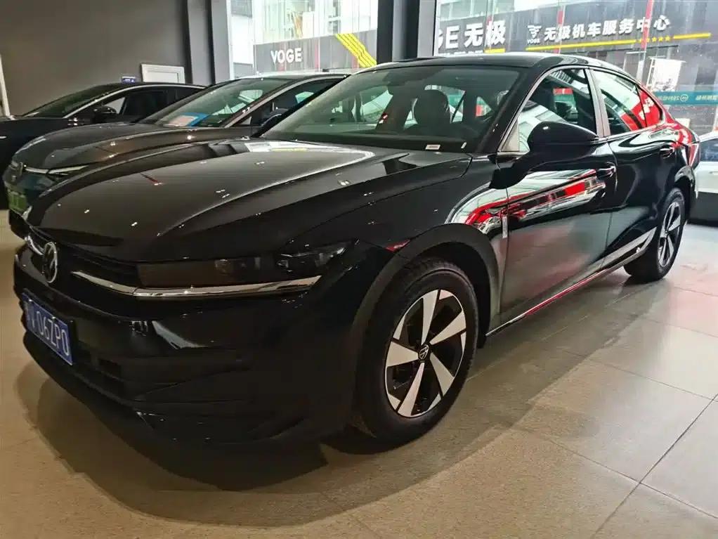2026 Volkswagen Passat 300TSI Premium Edition — миниатюра 1