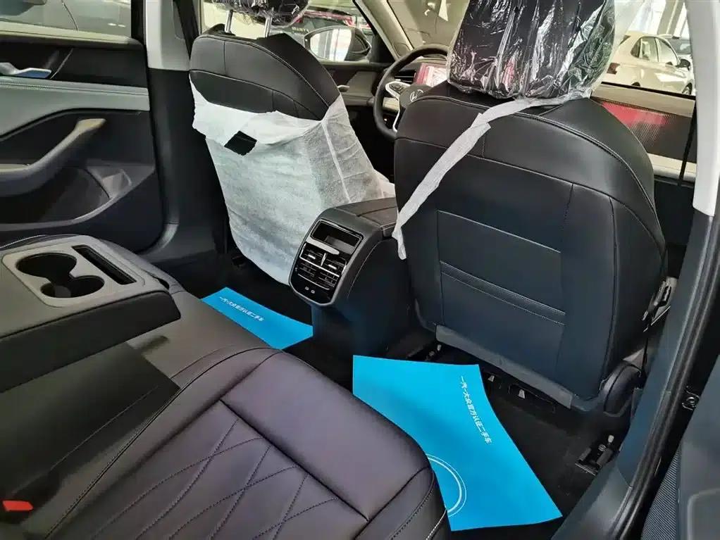 2026 Volkswagen Passat 300TSI Premium Edition — миниатюра 5