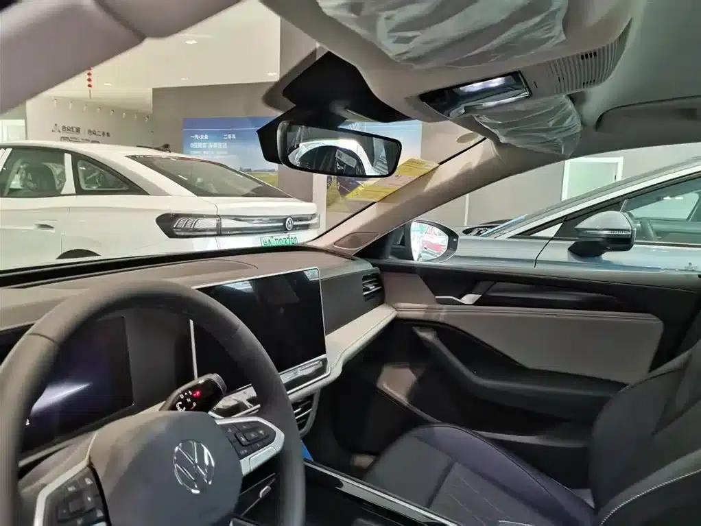 2026 Volkswagen Passat 300TSI Premium Edition — миниатюра 8