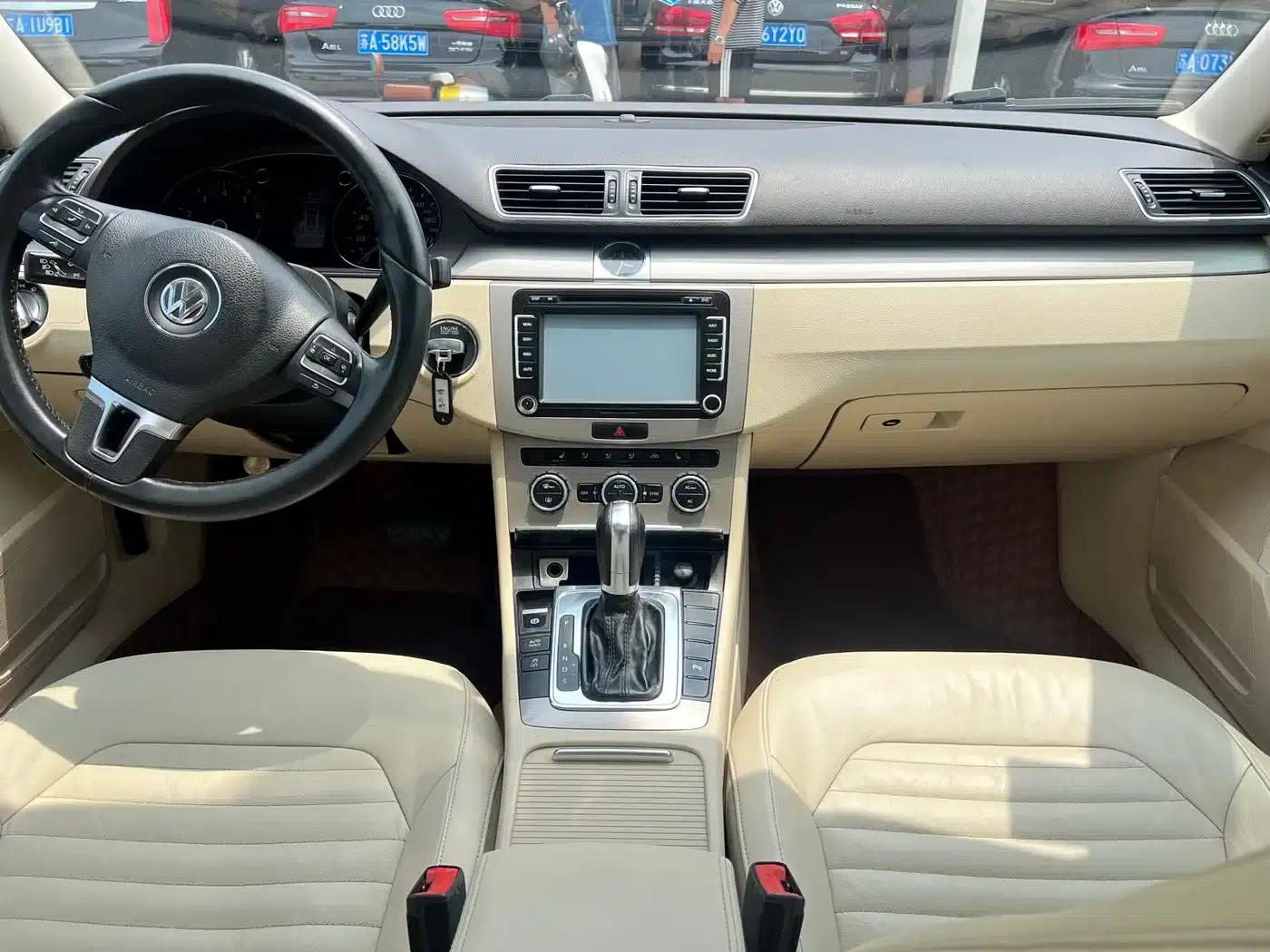 2012 Volkswagen Passat 1.8TSI Luxury — миниатюра 17