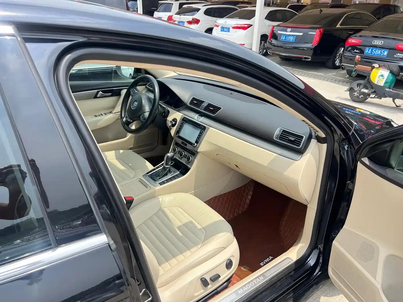 2012 Volkswagen Passat 1.8TSI Luxury — миниатюра 18