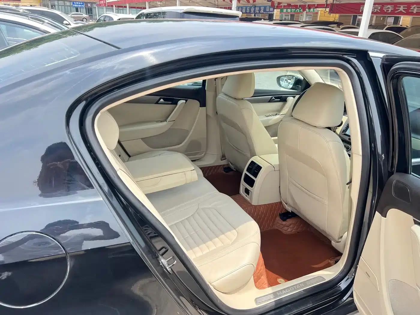 2012 Volkswagen Passat 1.8TSI Luxury — миниатюра 19