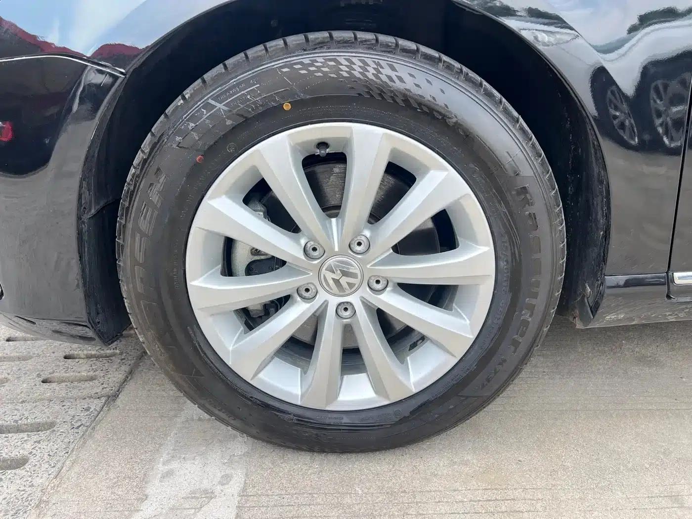 2012 Volkswagen Passat 1.8TSI Luxury — миниатюра 4