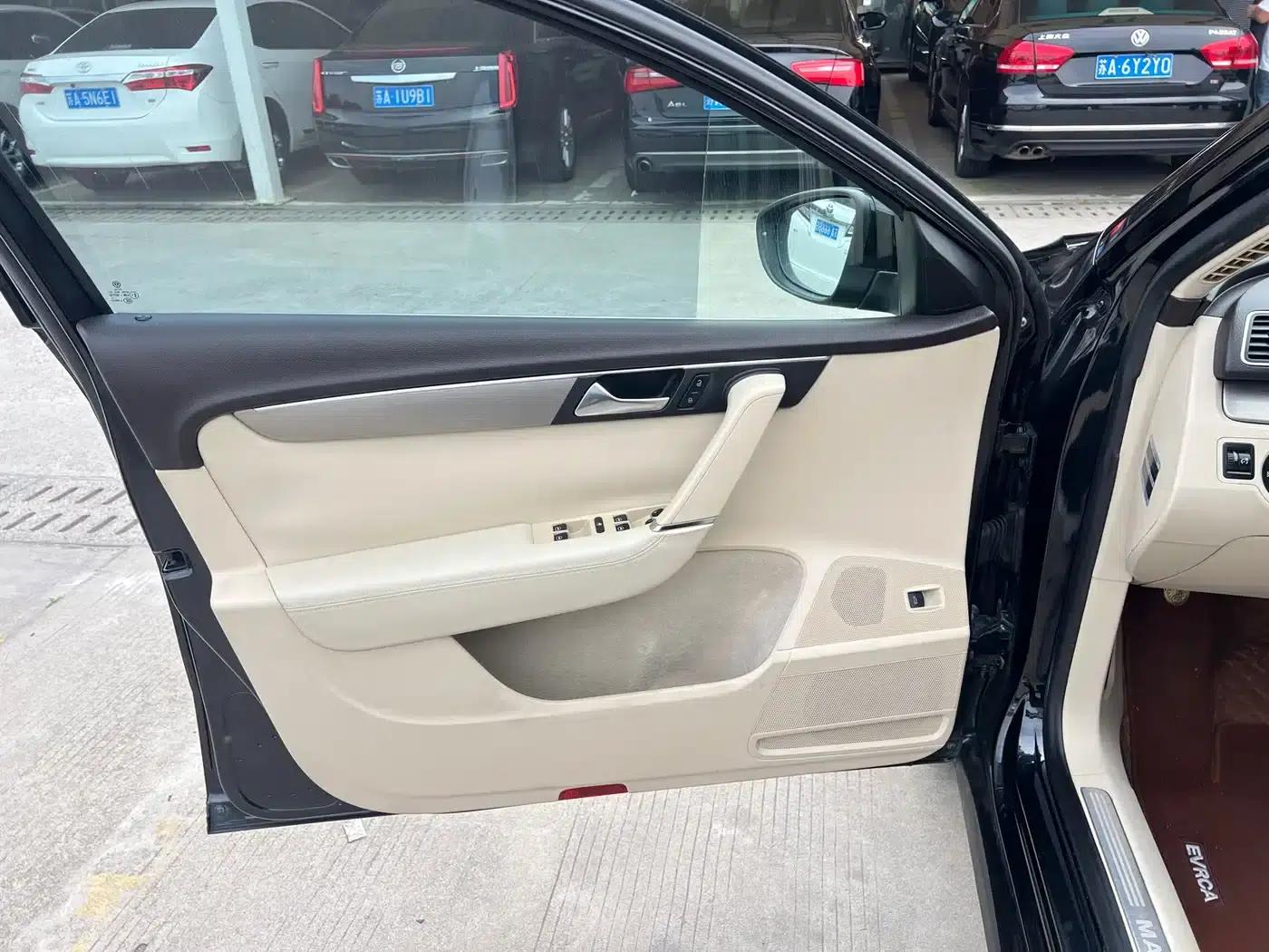 2012 Volkswagen Passat 1.8TSI Luxury — миниатюра 6