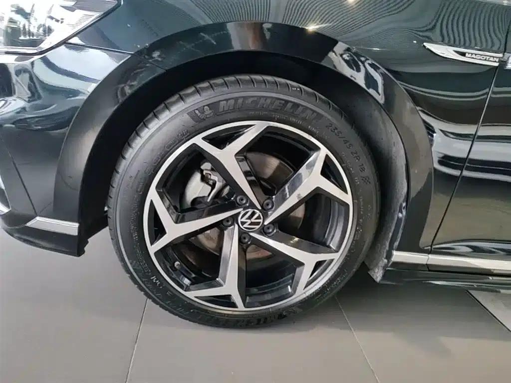 Volkswagen Magotan 2023 2 Millionth Unit Commemorative Edition 330TSI DSG Luxury — миниатюра 23