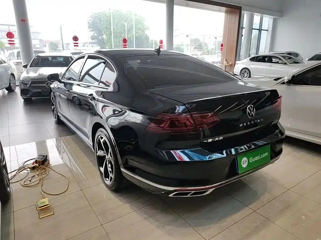 Volkswagen Magotan 2023 2 Millionth Unit Commemorative Edition 330TSI DSG Luxury — миниатюра 5