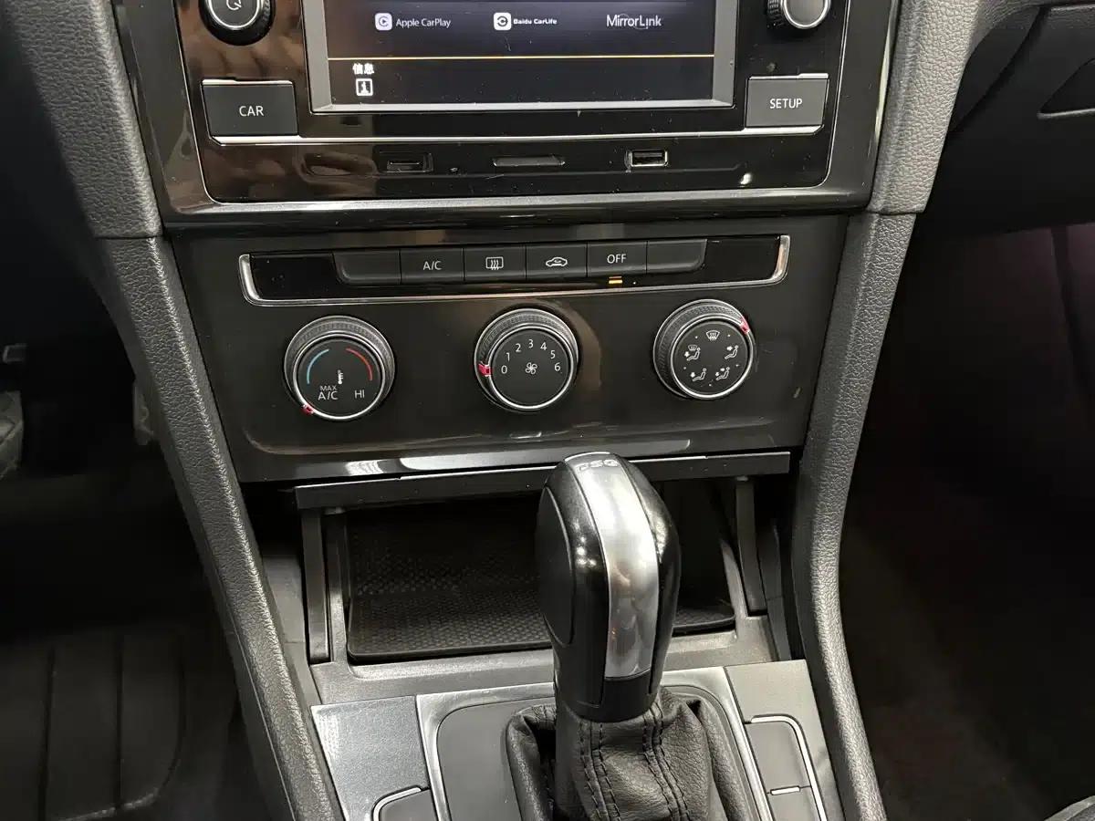 2018 Golf 230TSI Automatic Comfort — миниатюра 15