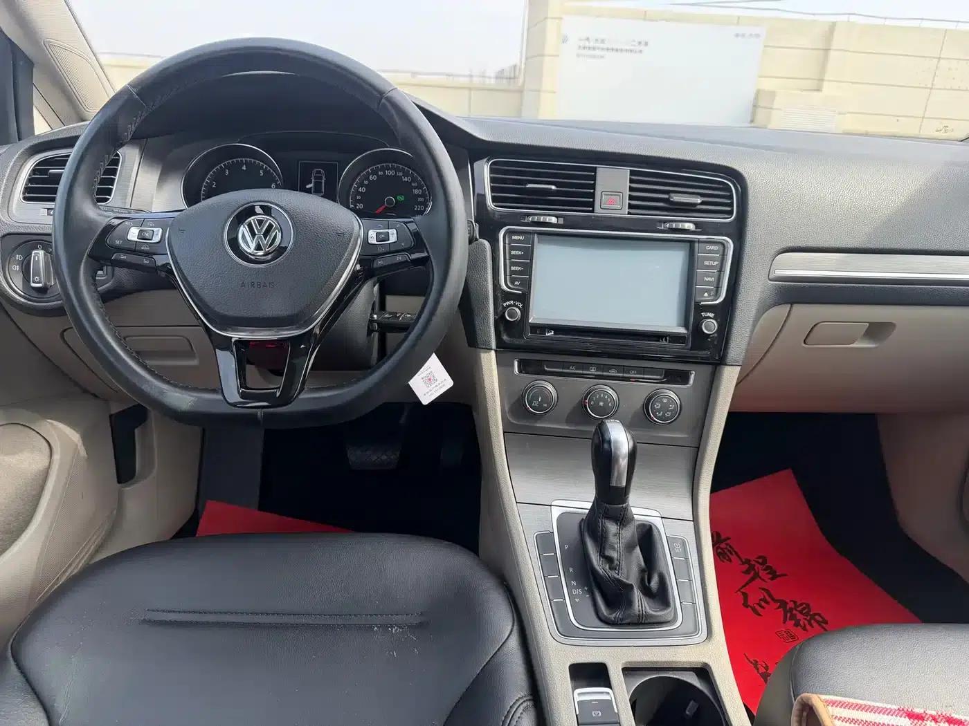 2015 Golf 1.4TSI Automatic Comfort — миниатюра 8