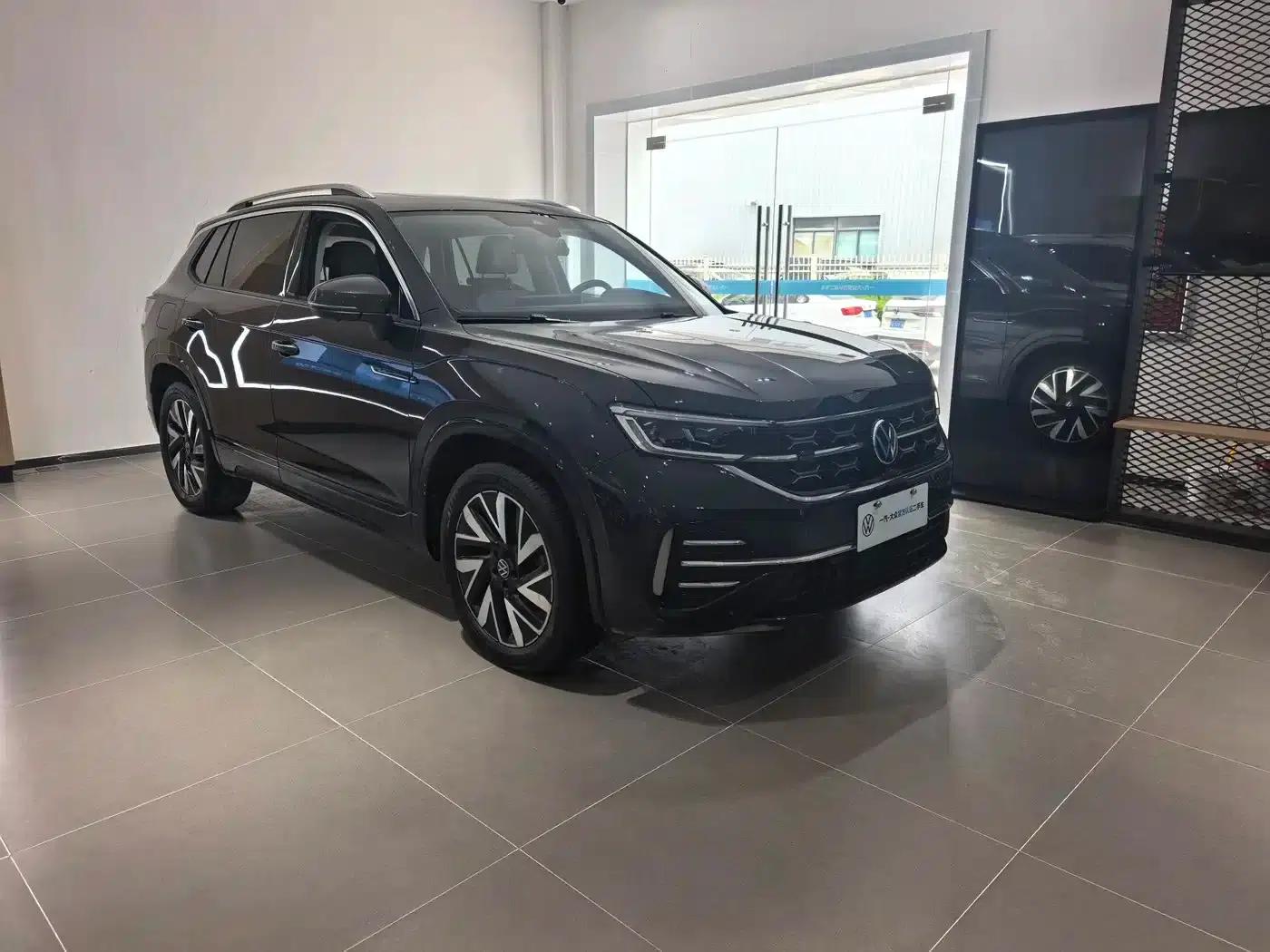 Tayron 2023 330TSI 2WD R-Line High-Performance Edition — миниатюра 3