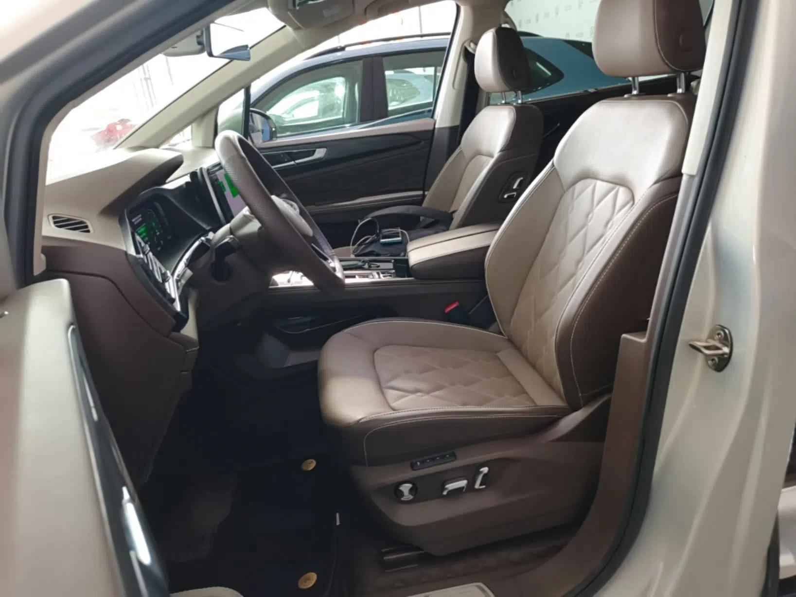 Volkswagen Viloran 2023 Revised 380TSI Prestige Edition — миниатюра 18