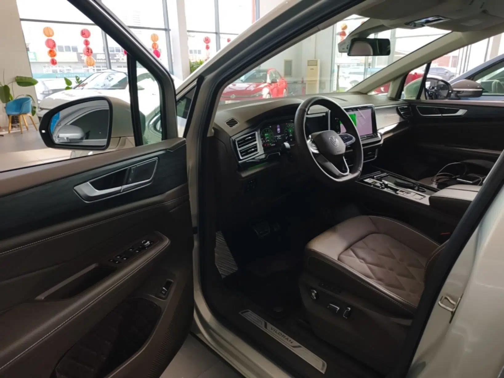Volkswagen Viloran 2023 Revised 380TSI Prestige Edition — миниатюра 19
