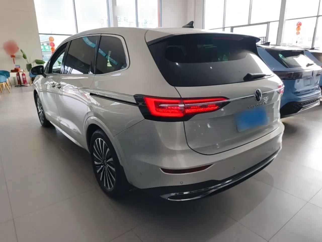 Volkswagen Viloran 2023 Revised 380TSI Prestige Edition — миниатюра 4