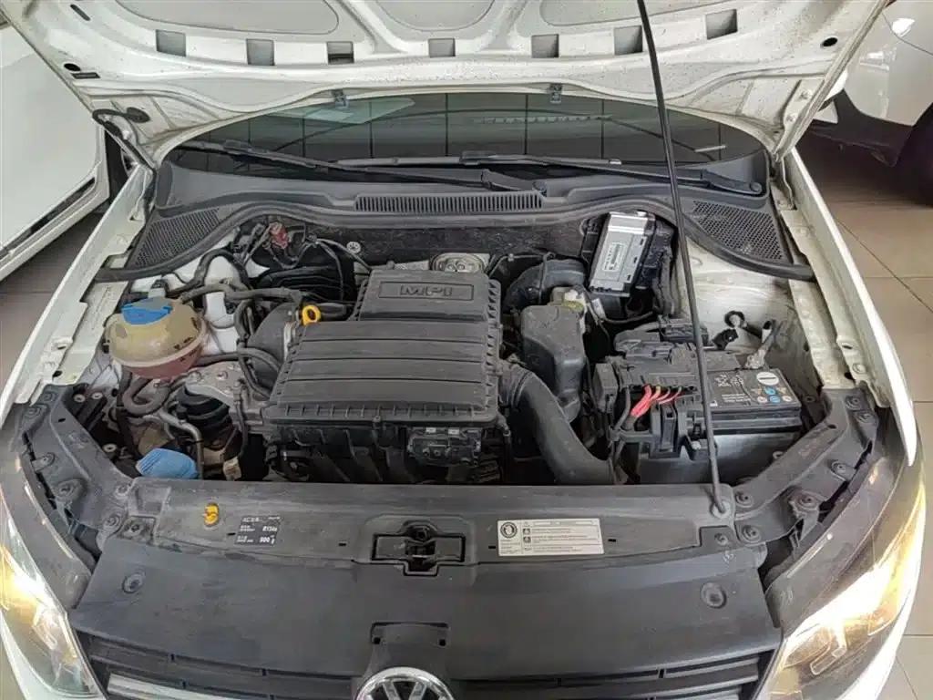 2016 Polo 1.4L Automatic Fashion Edition — миниатюра 20