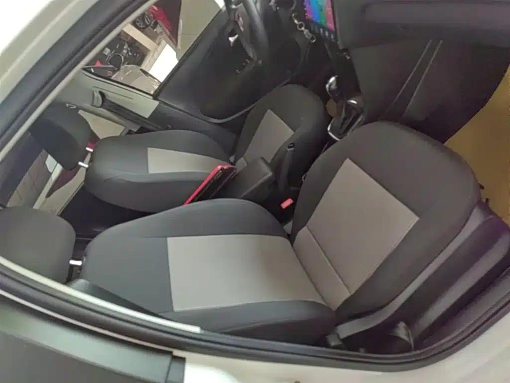 2016 Polo 1.4L Automatic Fashion Edition — миниатюра 25