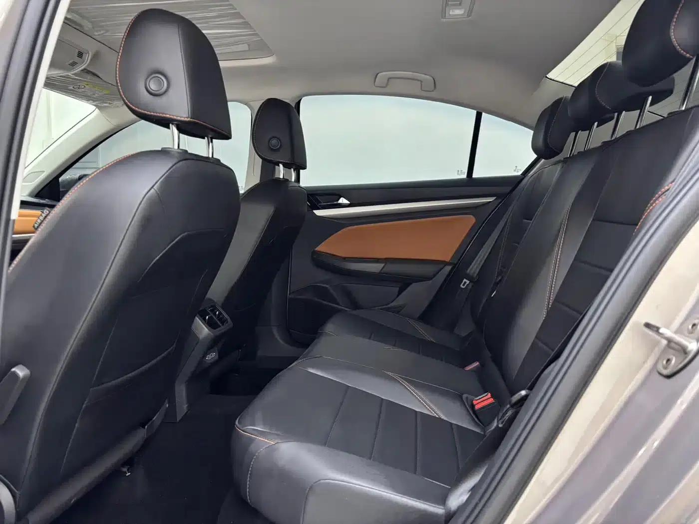 2023 Volkswagen Bora 200TSI DSG Yuexing PRO Edition — миниатюра 5