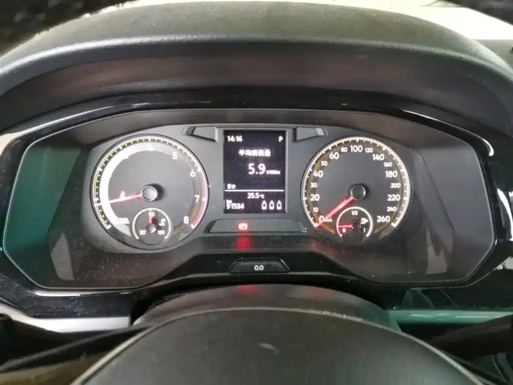 2021 Volkswagen Bora 1.5L Automatic Comfort Smart Connect Edition — миниатюра 4